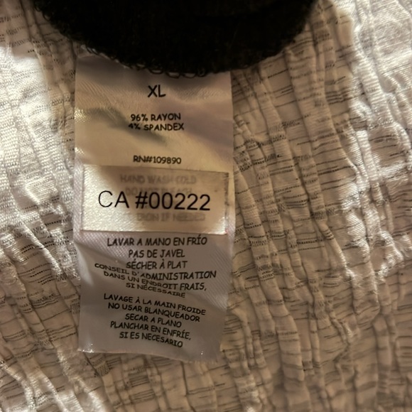 Long sleeve v neck front and back dark grey cinched bottom top with sequins - Picture 4 of 5